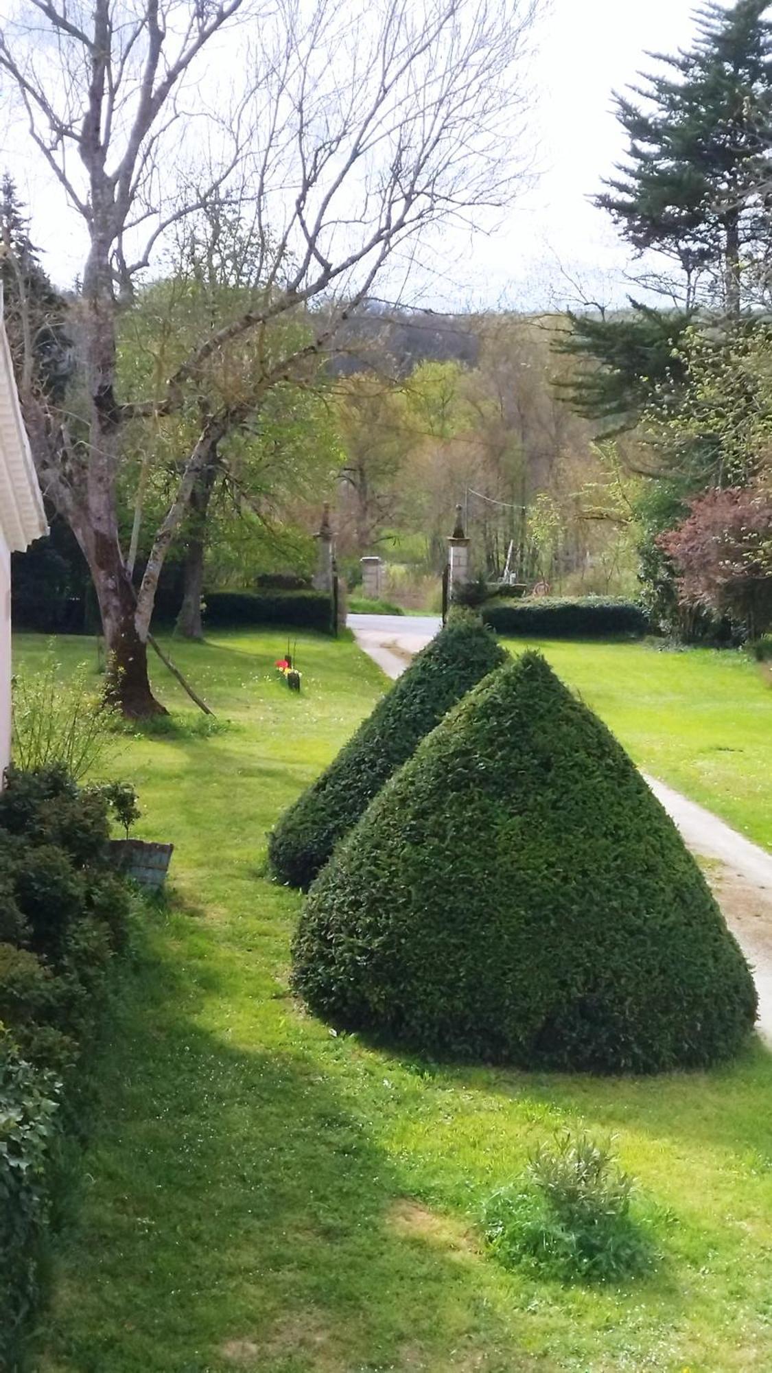 Le Gavachon Bed & Breakfast Leboulin Bagian luar foto