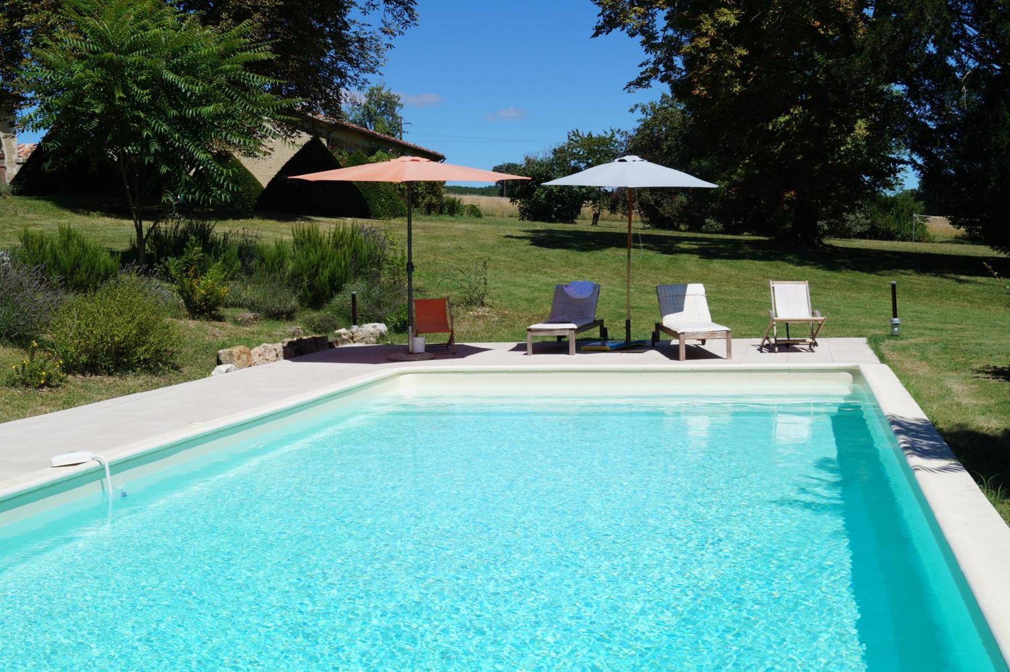 Le Gavachon Bed & Breakfast Leboulin Bagian luar foto