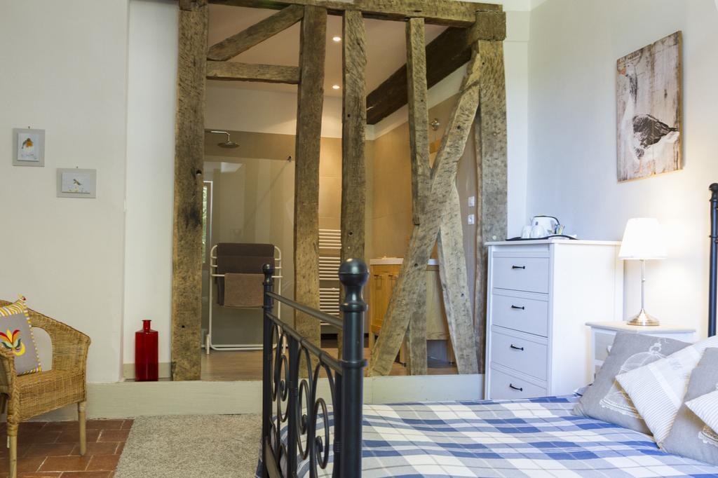 Le Gavachon Bed & Breakfast Leboulin Bagian luar foto