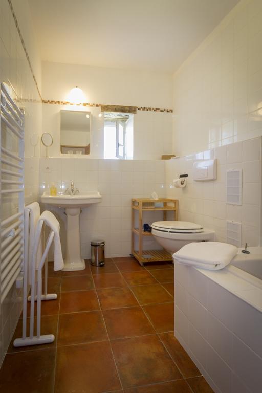 Le Gavachon Bed & Breakfast Leboulin Bagian luar foto