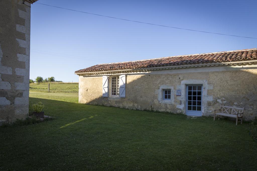 Le Gavachon Bed & Breakfast Leboulin Bagian luar foto
