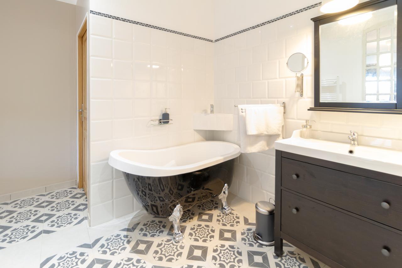 Le Gavachon Bed & Breakfast Leboulin Bagian luar foto